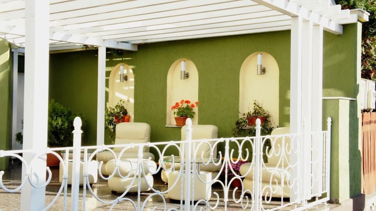 Hotel Regat Pitesti Bagian luar foto